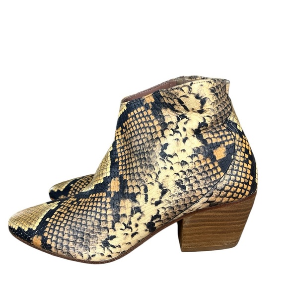 Homers Artisan Isabell Boot Snake Print Leather Size 38 - Picture 2 of 9